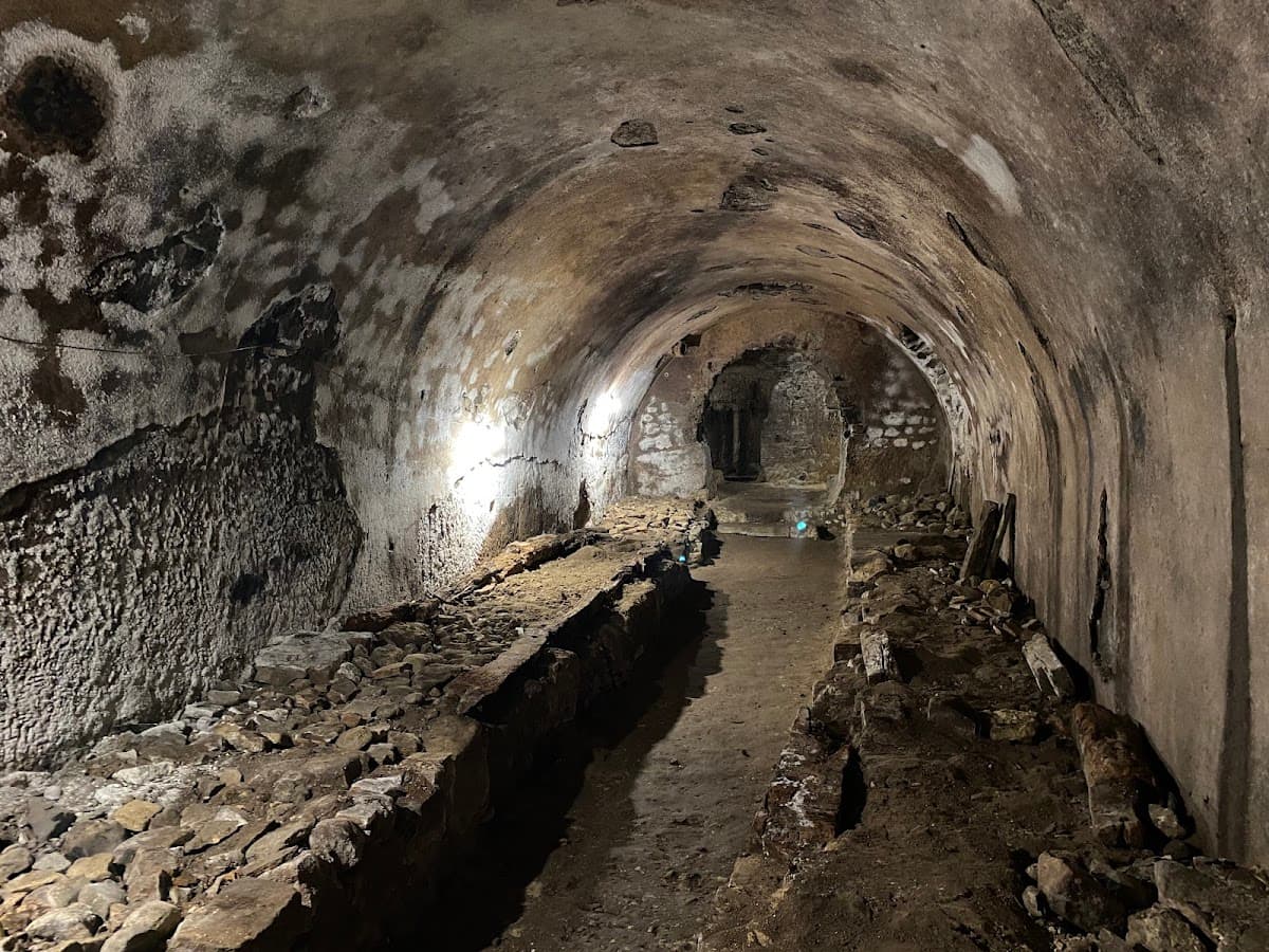 Cisterne Romane "Cantine Cerrato"
