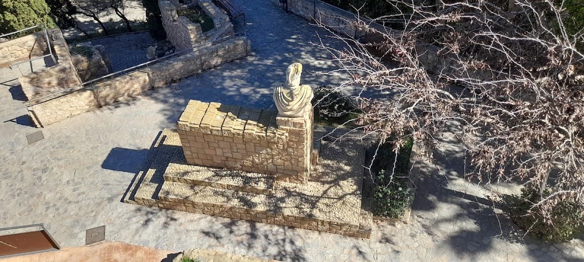 Monumento ad Asdrubale il Bello 3