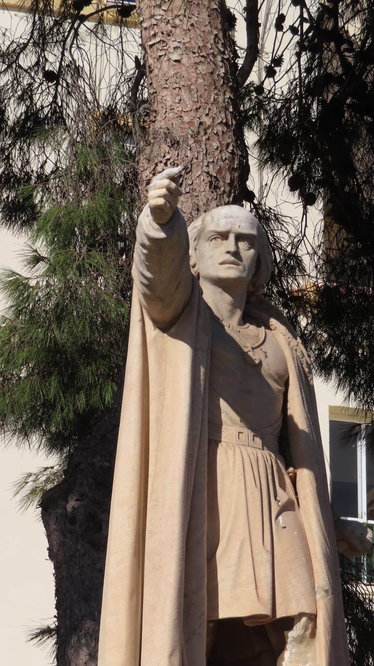 Estatua de Cristobal Colón 3