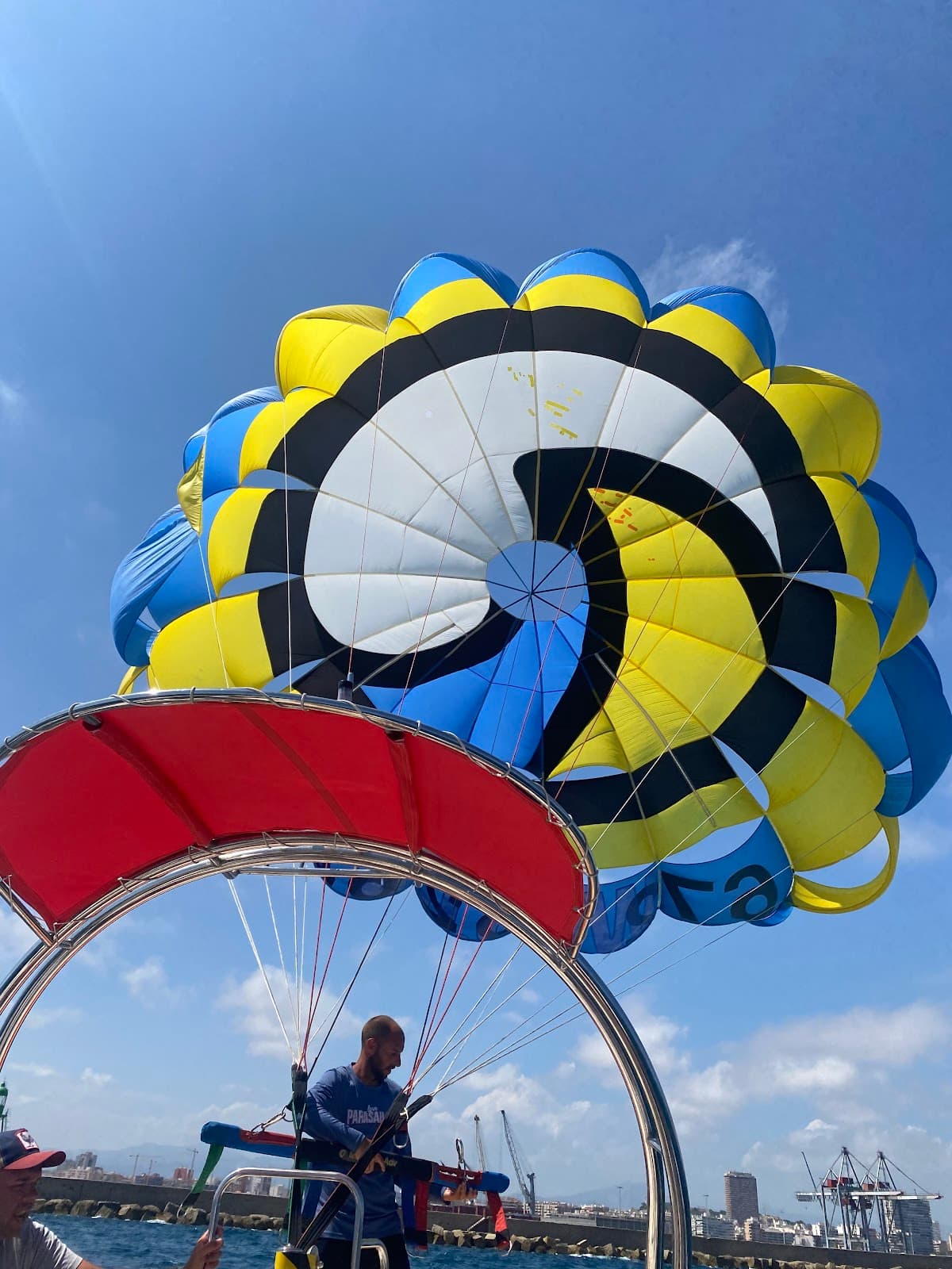 Parasailing Alicante | Ama el parasailing en Alicante 3