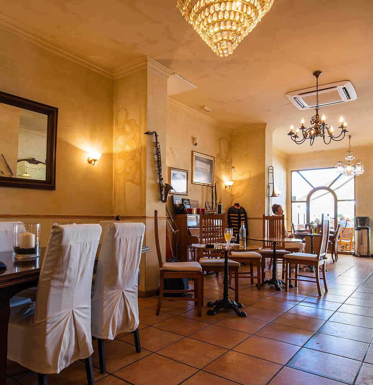 Opera Breakfast and Brunch bistro! 1