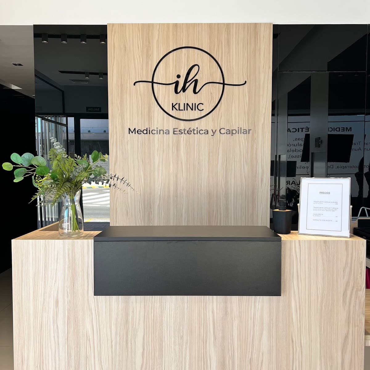 Clínica IH Klinic Medicina Estética y Trasplante Capilar en Cartagena