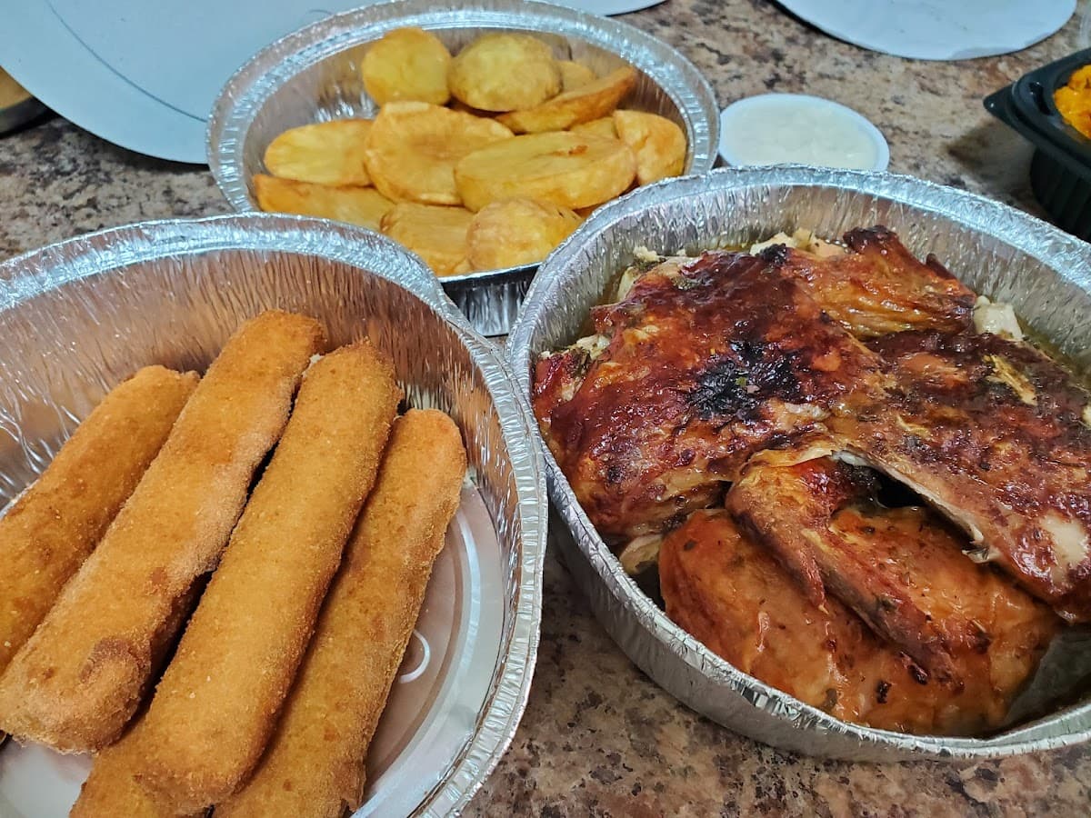 Asador De Pollos La Fuente 2