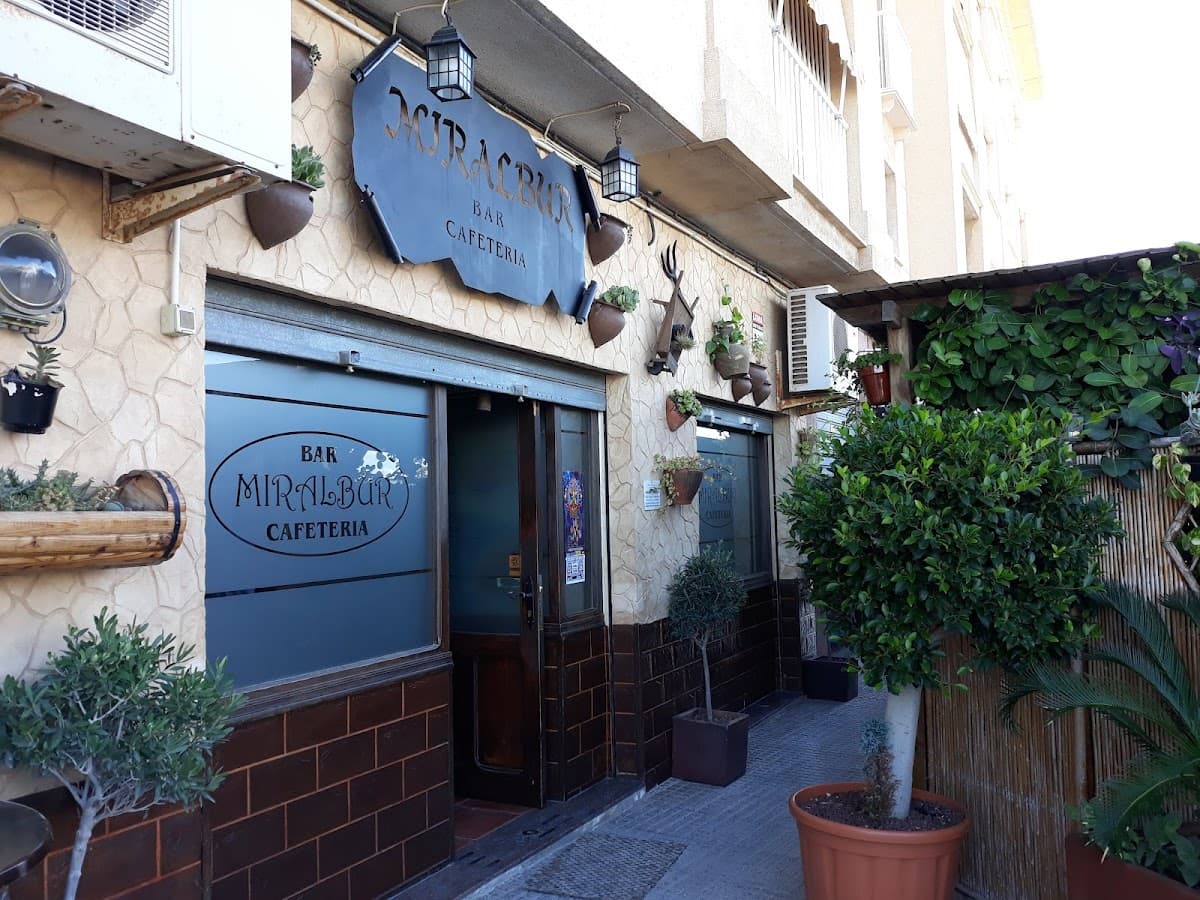 Bar Miralbur 2