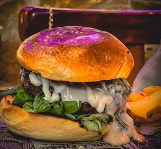 Chamfer Burger 2