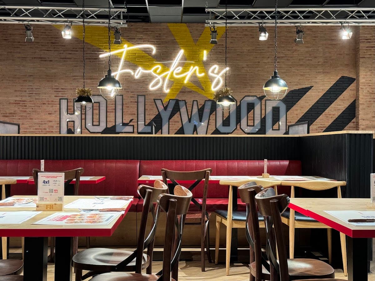 Foster's Hollywood 3